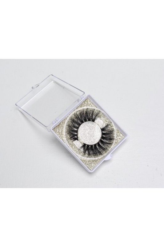 Throne Lashes